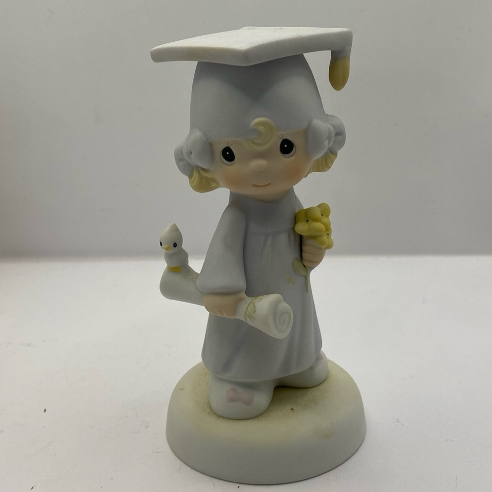 Precious Moments Graduation girl school figurine 1980 Jonathan David